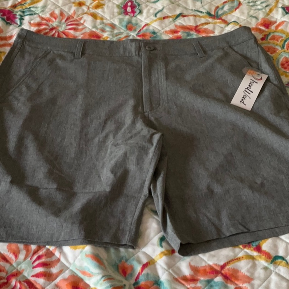 Men's Gray Shorts